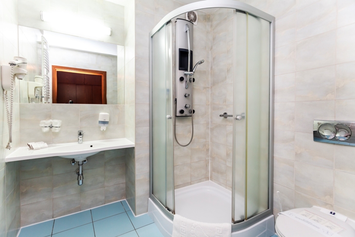 Arka Medical Spa W & S