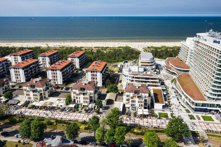 Hilton Resort & Spa W & S