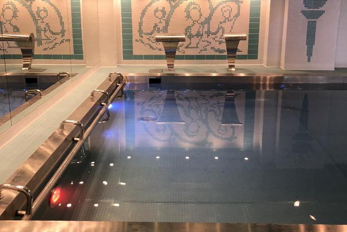 Dom Zdrojowy - Kurhaus W & S