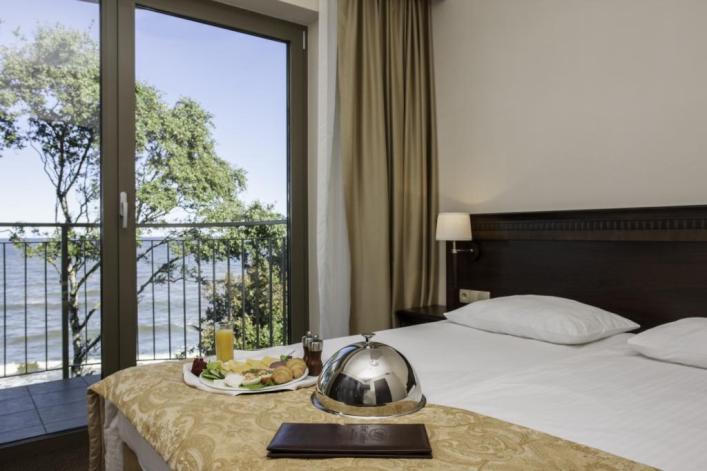 Lambert Medical Spa W & S