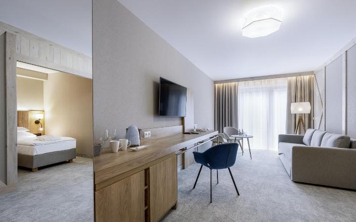 Platinum Mountain W & S