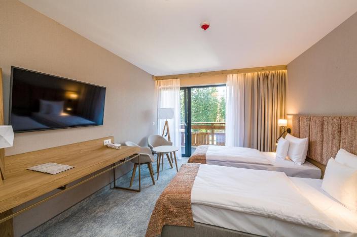 Platinum Mountain W & S