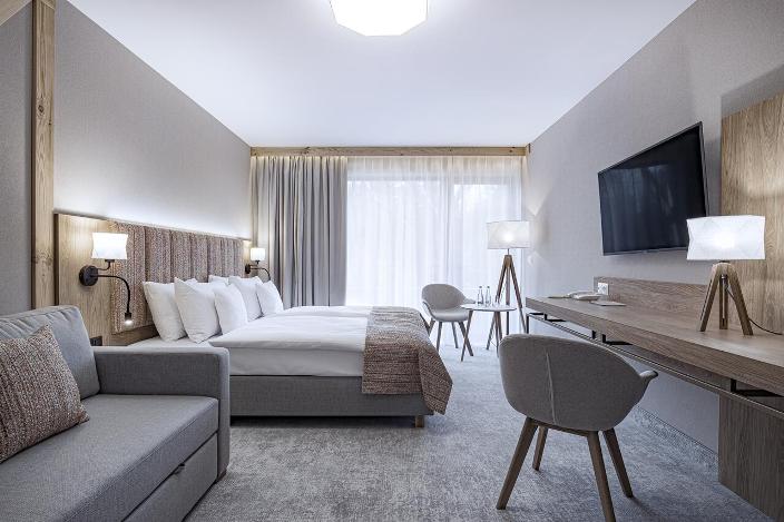 Platinum Mountain W & S