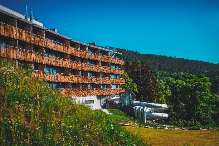 Radisson Hotel W & S