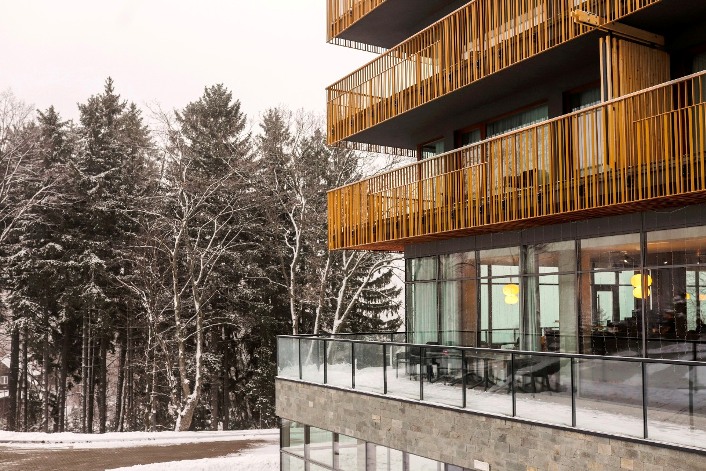 Radisson Hotel W & S