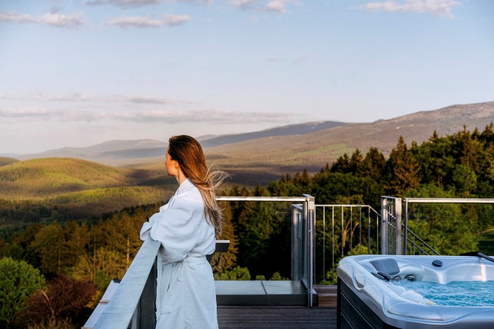 Radisson Hotel W & S