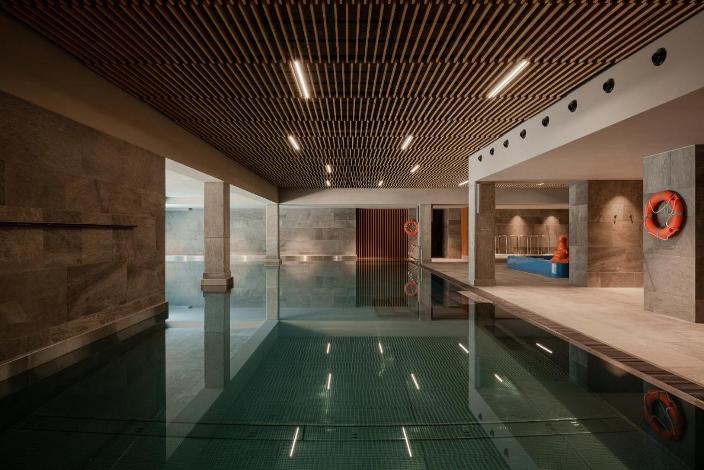 Radisson Resort W & S