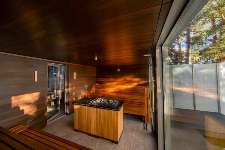 Senator Hotel & Spa W & S