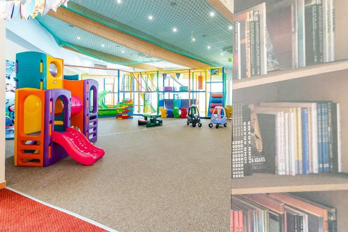 Senator Hotel & Spa W & S