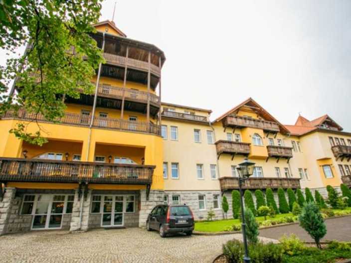 St. Lukas Sanatorium & Spa