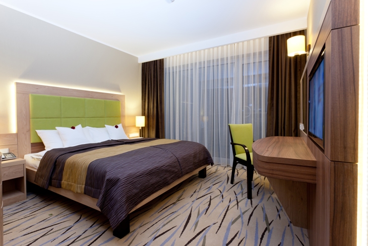 Unitral Medical Spa W & S