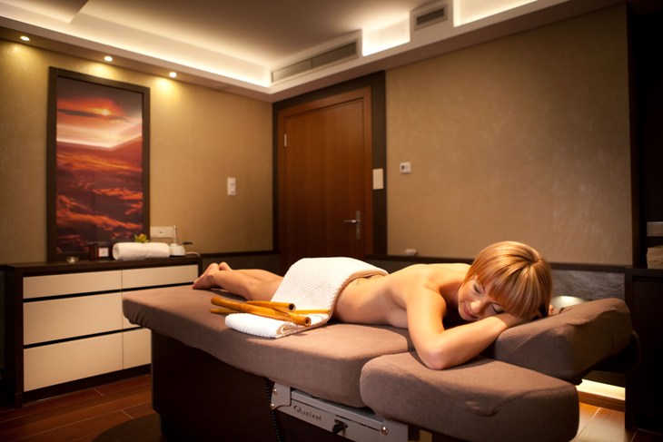 Unitral Medical Spa W & S