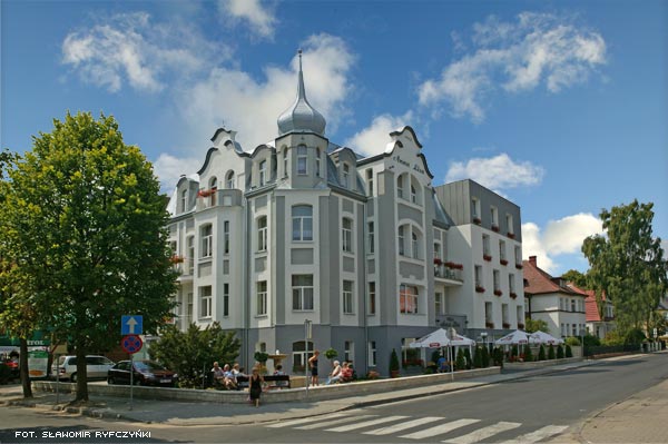 Villa Anna Lisa W & S